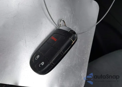 2014 Jeep Grand Cherokee Laredo z USA, uszkodzony, nr VIN 1C4RJFAG6EC392328